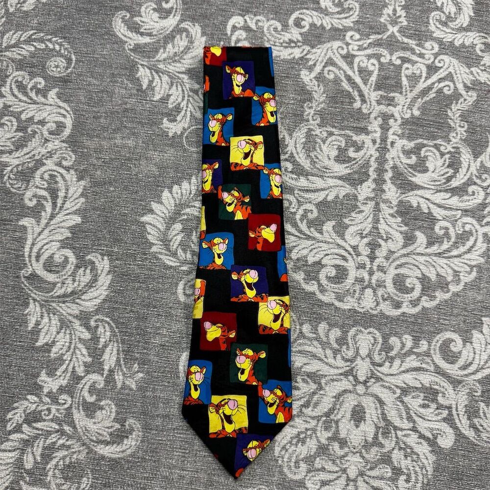 Vintage Disney Tigger Necktie Winnie the Pooh Cartoon Geometric Tie